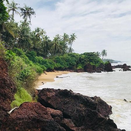 Manshore Bay Kannur Bagian luar foto